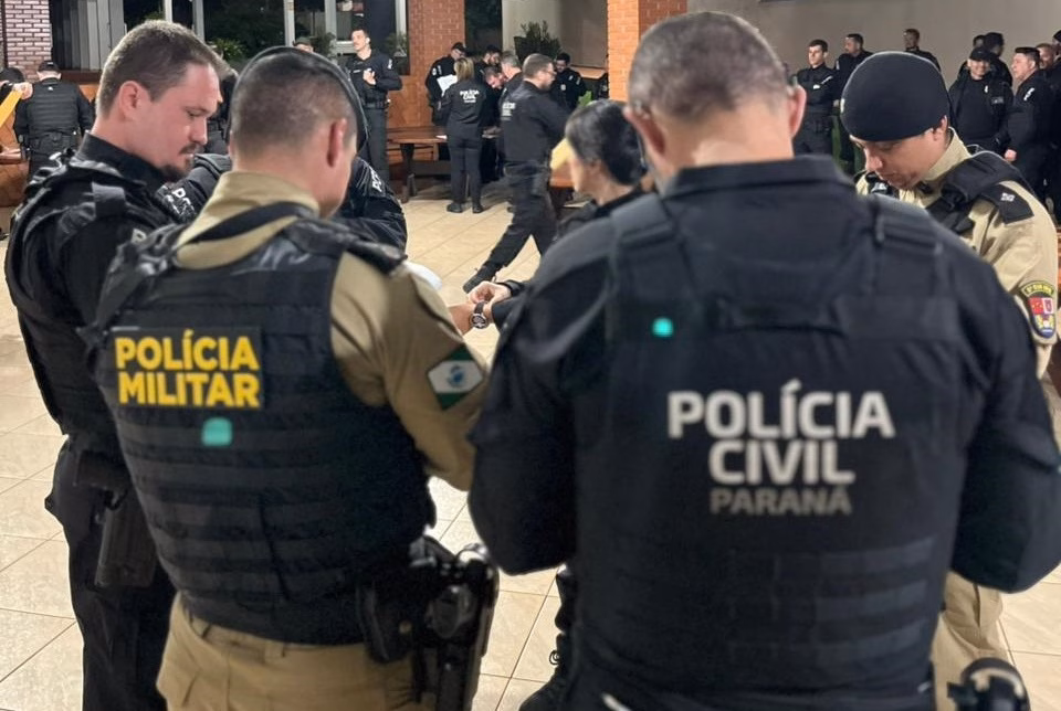 Forças de segurança prendem 30 pessoas em operação contra o tráfico no Noroeste